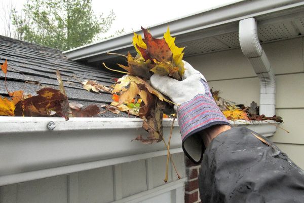 House Gutter Cleaning in Bethlehem